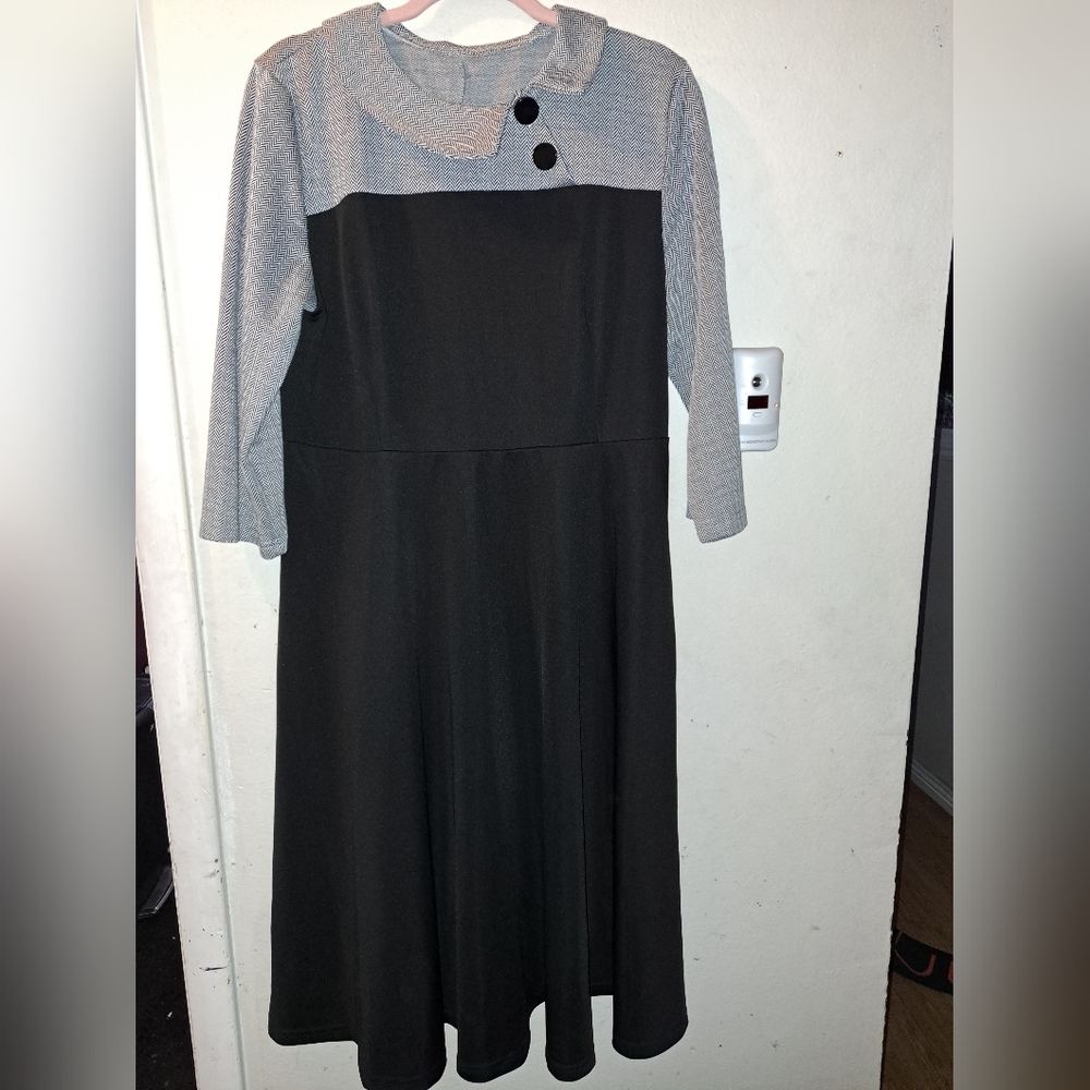 Size 14 Office/Formal dress